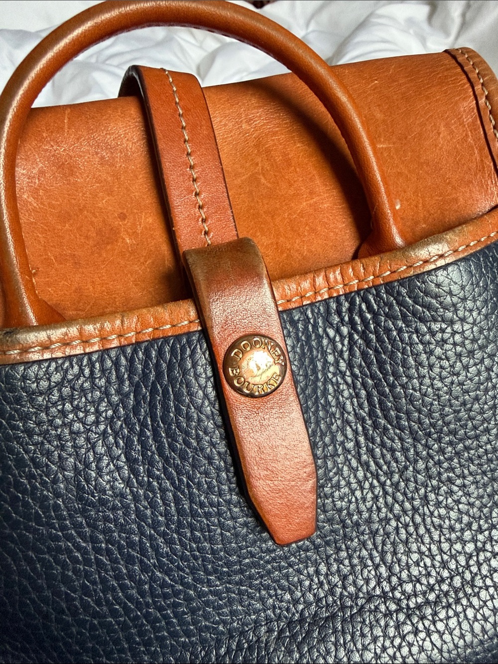 Dooney & Bourke Bag - Picture 5 of 8